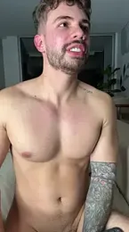 Valenthino_Salvatore — Stripchat recorded stream image, 22.01.2026 03:00