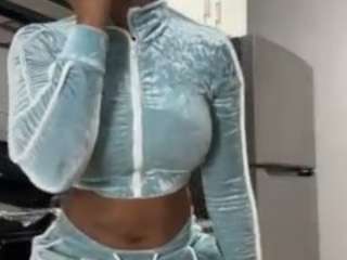 tastethepeach — Camsoda recorded stream screenshot (22 Jan 2026)