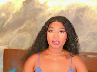 alison-mooon — Camsoda recorded stream image, 22.01.2026 22:20