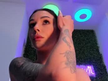 hotfallingdevil — Chaturbate recorded stream image, 23.01.2026 05:50