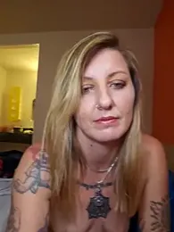 SheIsSomething — Stripchat recorded stream screenshot (24 Jan 2026)