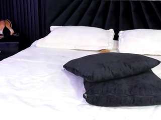 atinxnaugthy — Camsoda recorded stream image, 23.01.2026 22:40