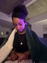 Your_Paris — Stripchat recorded stream image, 24.01.2026 04:30