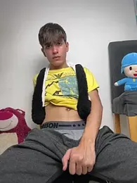 Naim_TheKing — Stripchat recorded stream image, 25.01.2026 05:50