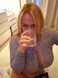 Isabellaa04 — Stripchat recorded stream screenshot (25 Jan 2026)