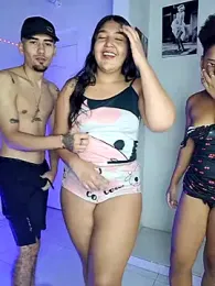 royalgirls_x — Stripchat recorded stream image, 27.01.2026 01:50