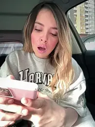 Alirawrz — Stripchat recorded stream screenshot (03 Mar 2025)