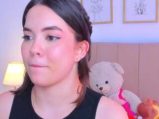 Bella Fontana — Flirt4free recorded stream image, 27.01.2026 18:30