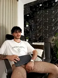 Rafael_Mendezz — Stripchat recorded stream screenshot (27 Jan 2026)