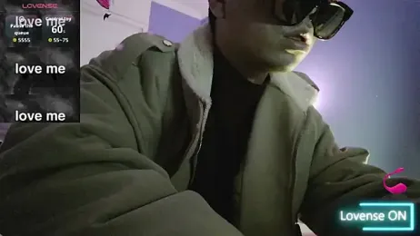 shuai321 — Stripchat recorded stream image, 28.01.2026 12:00
