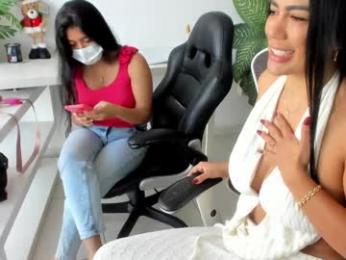 emillybrowm — Chaturbate recorded stream screenshot (28 Jan 2026)