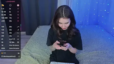 ashleyro1 — Stripchat recorded stream image, 28.01.2026 17:00