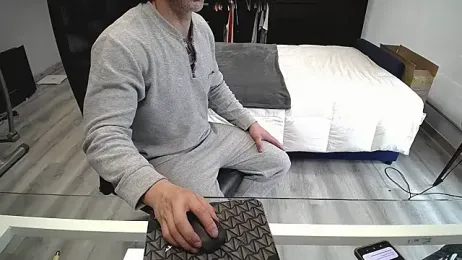 latinoo23bom — Stripchat recorded stream screenshot (28 Jan 2026)