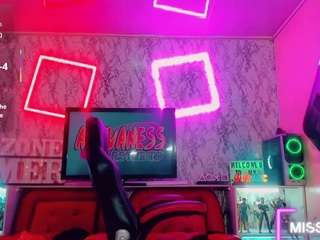 mayka-brunette01 — Camsoda recorded stream screenshot (28 Jan 2026)