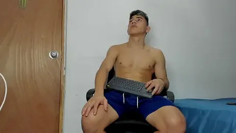 andrew_rose_ — Stripchat recorded stream image, 29.01.2026 04:30