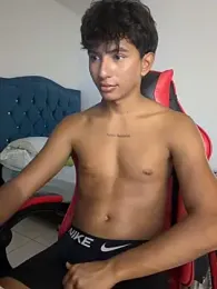 Leonarrrd_01 — Stripchat recorded stream screenshot (29 Jan 2026)