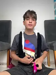 Naim_TheKing — Stripchat recorded stream image, 01.02.2026 03:40