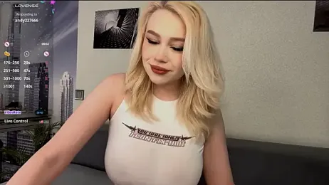 AsteriaHamel — Stripchat recorded stream image, 02.02.2026 02:40