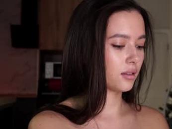 emilybatee — Chaturbate recorded stream screenshot (02 Feb 2026)