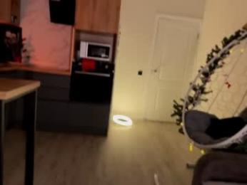 emilybatee — Chaturbate recorded stream screenshot (02 Feb 2026)