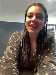 RedAssHottie — Stripchat recorded stream image, 04.03.2025 04:00