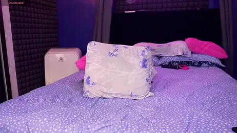 bull_vixen2001 — Stripchat recorded stream screenshot (04 Feb 2026)