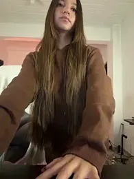 aly_golden_ — Stripchat recorded stream screenshot (04 Feb 2026)