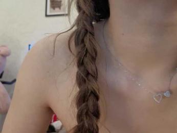 dolly-ll — Bongacams recorded stream screenshot (04 Feb 2026)