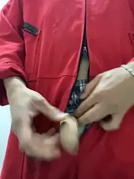 santiObrero — Stripchat recorded stream screenshot (04 Feb 2026)