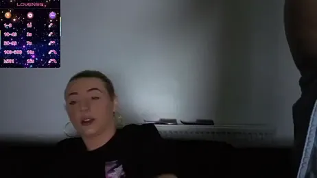 Strongqueen — Stripchat recorded stream screenshot (04 Feb 2026)