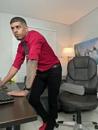 vincen_jose — Stripchat recorded stream image, 05.02.2026 02:30