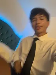 Leonarrrd_01 — Stripchat recorded stream screenshot (05 Feb 2026)