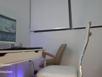 ashley_benson1 — Chaturbate recorded stream image, 05.02.2026 03:20