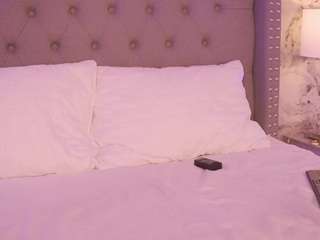 charlotte-harris — Camsoda recorded stream screenshot (05 Feb 2026)