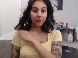 dahliaexotica — Camsoda recorded stream screenshot (05 Feb 2026)