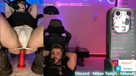 Mikev — Stripchat recorded stream screenshot (05 Feb 2026)
