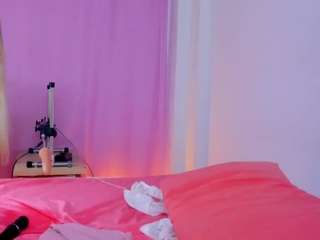 vaiolet-rose — Camsoda recorded stream image, 04.03.2025 12:30
