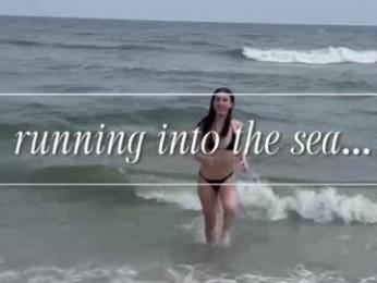 carriemadsin — Chaturbate recorded stream screenshot (05 Feb 2026)