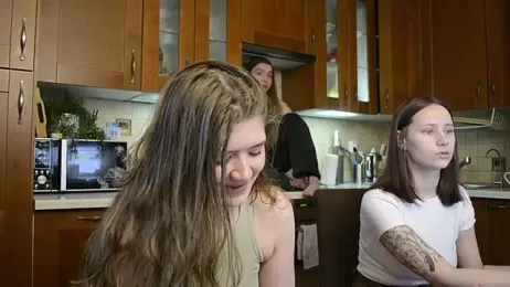 HotCaramellsTV — Stripchat recorded stream image, 06.02.2026 11:30