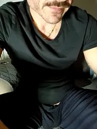 giovan2020 — Stripchat recorded stream screenshot (06 Feb 2026)