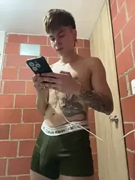 Handsome_boys69 — Stripchat recorded stream image, 07.02.2026 00:40