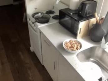 brokehungcollegeguy — Chaturbate recorded stream screenshot (07 Feb 2026)