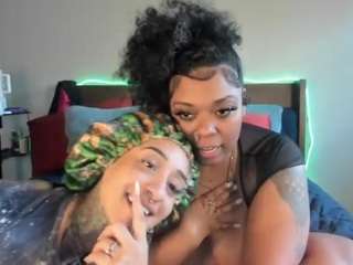 siennadivyne — Camsoda recorded stream screenshot (07 Feb 2026)