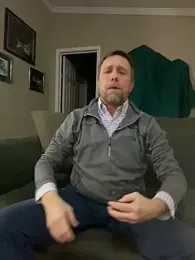 Realybigdill — Stripchat recorded stream image, 08.02.2026 02:00
