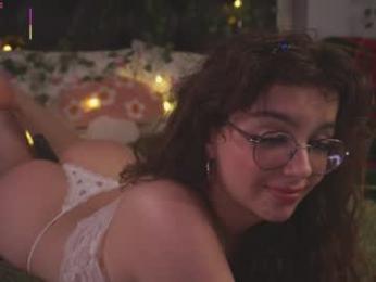 little_poetry — Chaturbate recorded stream image, 07.02.2026 19:20
