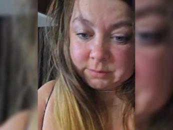 FLUFFY_BEAUTY — Bongacams recorded stream screenshot (07 Feb 2026)