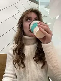 MariiD — Stripchat recorded stream screenshot (09 Feb 2026)