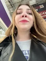 Sunny___Bunny — Stripchat recorded stream screenshot (09 Feb 2026)