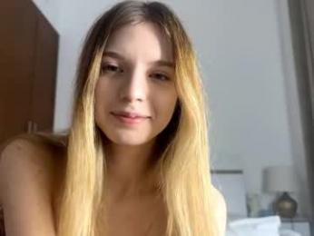 chloe_show — Chaturbate recorded stream screenshot (09 Feb 2026)