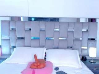 cammiila — Camsoda recorded stream image, 09.02.2026 16:10